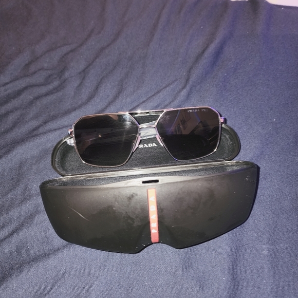 Prada glasses - Picture 1 of 2